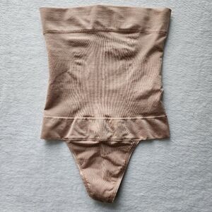 Victoria Secret The Embracer Waist Cincher Thong Nude Tan Shapewear Womens Small